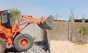   استرداد 21 ألفا و700 متر مربع أراض زراعية بمركز أرمنت جنوب غرب الأقصر