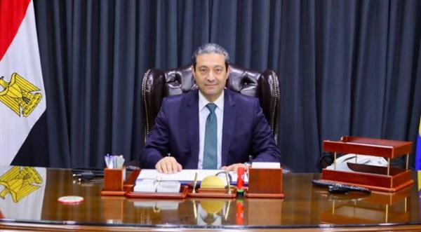 محافظ دمياط يتفقد أعمال التطوير بمنطقة اللسان