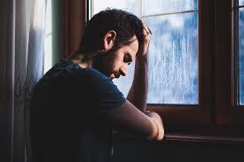 أيهما أكبر ذنبا.. الكذب أم ترك الصلاة؟