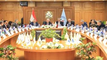   الشروط والأواق.. فتح باب الترشح لرئاسة 5 جامعات حكومية