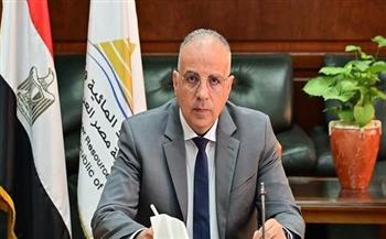   وزير الري يبحث مجهودات إزالة التعديات على مجرى نهر النيل