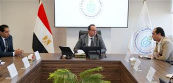   رئيس الرعاية الصحية يتابع نتائج برنامج "الزائر السري"
