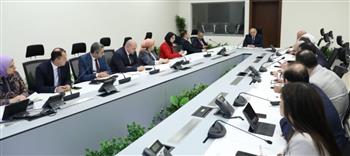   الصحة تواصل متابعة خطة استقبال مصابي غزة 
