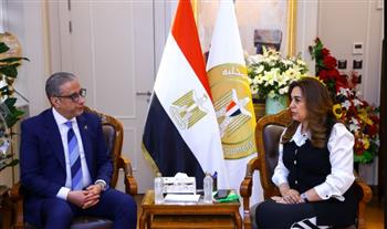  عوض تتابع مع الأنصاري جهود تحسين مناخ الاستثمار وعدد من الملفات الخدمية والحيوية