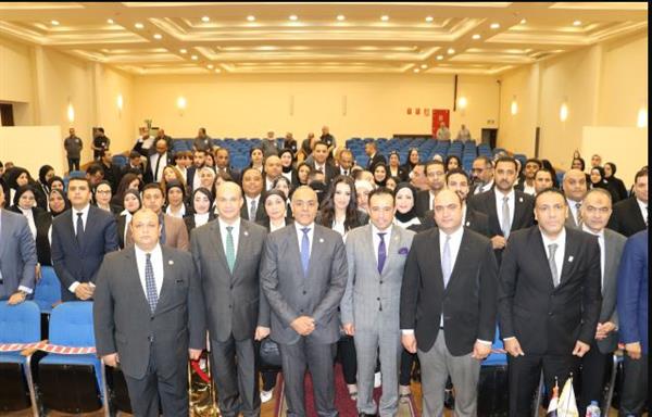 الهيئة الوطنية للانتخابات تنظم ندوة تثقيفية لتعزيز الوعي السياسي لدي أعضاء الاتحاد العام لشباب العمال