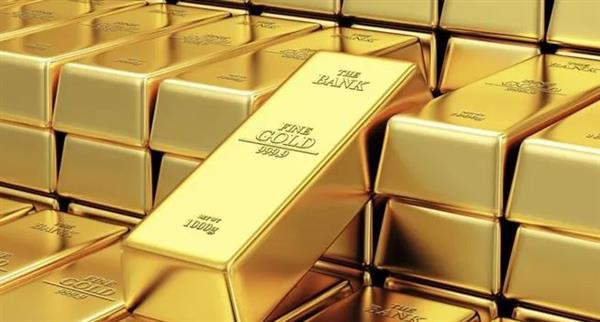 الذهب يقفز مع تصاعد احتمالية استمرار الحرب التجارية بين واشنطن وبكين