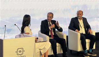   وزير الاتصالات: تحسن ترتيب مصر عالمياً 46 مركزا في جاهزية الذكاء الاصطناعي 