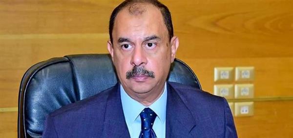 محافظ سوهاج يهنئ الرئيس " السيسي " بذكرى " عيد تحرير سيناء "