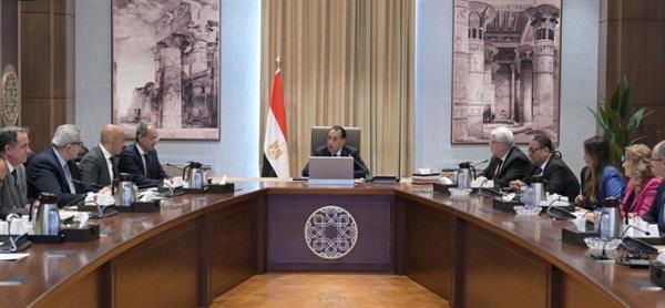بالإنفوجراف .. أبرز أنشطة رئيس مجلس الوزراء هذا الأسبوع