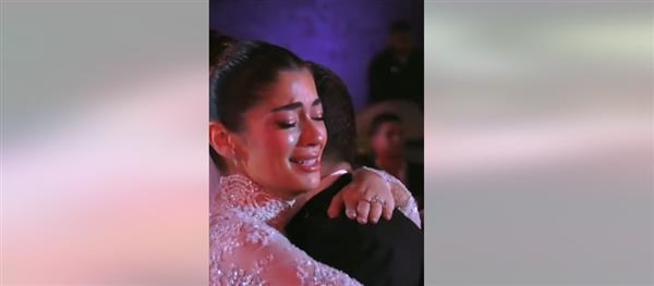 بهذه الكلمات.. احمد زاهر يصف مشاعره يوم زفاف ابنته ليلى