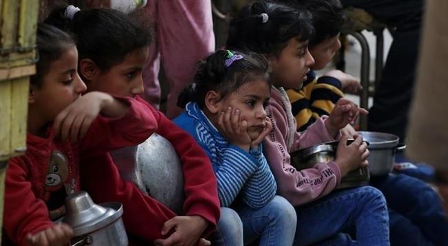 "الأونروا ": أطفال غزة يتضورون جوعا وإسرائيل تمنع دخول الغذاء
