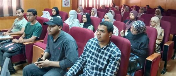 ورشة عمل حول توظيف التكنولوجيا في توثيق التراث بكلية الآثار بجامعة الأقصر