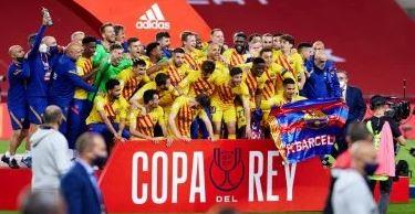 نهائي كأس ملك إسبانيا.. أول تعليق من «بيكيه» على فوز برشلونة