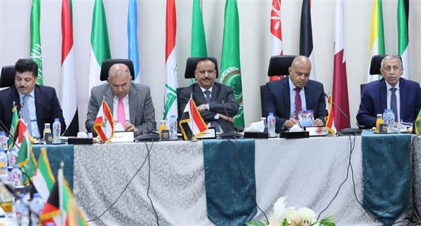 رئيس الجمعية العامة للأكاديمية العربية :" يشيد بمدينة العلمين والصرح العلمي بها "