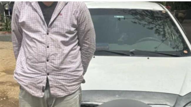 كشف ملابسات ما تم تداوله بشأن اصطدام قائد سيارة عمدا بأحد الأشخاص