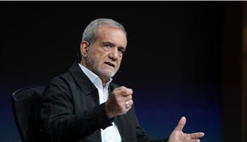   الرئيس الإيراني يدعو إلى فتح تحقيق في انفجار ميناء «الشهيد رجائي»