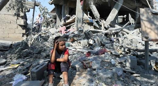 4 مصابين في قصف إسرائيلي استهدف بلدة عبسان الكبيرة شرقي خان يونس