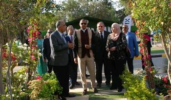   وزير الزراعة الملاجاشي يتفقد المتحف الزراعي ومعرض زهور الربيع