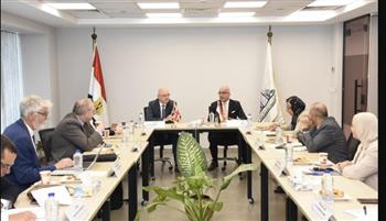   رئيس جامعة عين شمس يستقبل وفد جامعة إكستر البريطانية لتعزيز التعاون الأكاديمي والبحثي