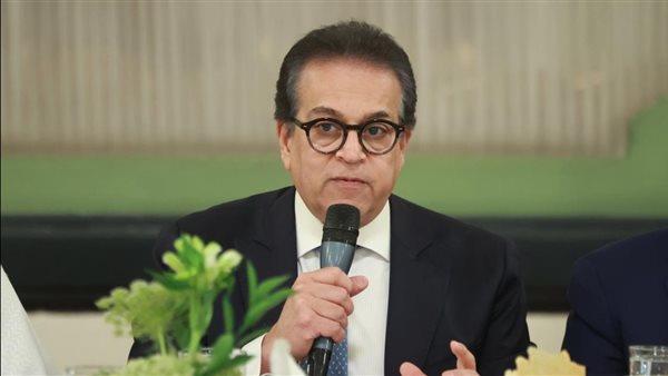 وزير الصحة يوجه بتسريع تطبيق منظومة التأمين الصحي الشامل في جميع المحافظات