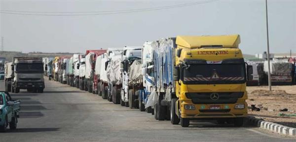 الأونروا: 3 آلاف شاحنة مساعدات جاهزة لدخول غزة عند فتح المعابر