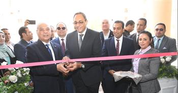   محافظ قنا ورئيس هيئة النيابة الإدارية يفتتحان مجمع النيابات الإدارية بمدينة قنا