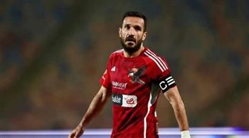   علي معلول يحل أزمة الجبهة اليسرى لـ الأهلي أمام بتروجيت
