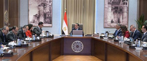 رئيس الوزراء يتابع جهود تطوير عدد من المناطق غير المخططة في الجيزة