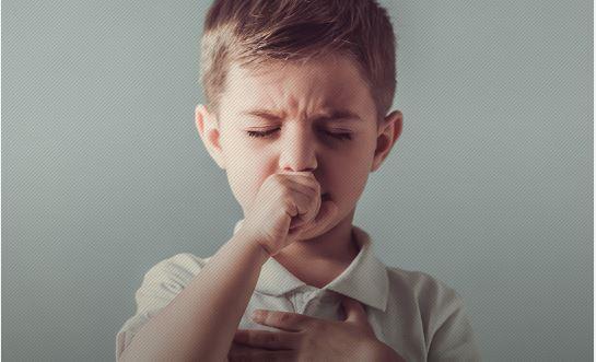 استنشاق الأجسام الغريبة في التنفس.. خطر يهدد الأطفال وطرق التعامل السريعة