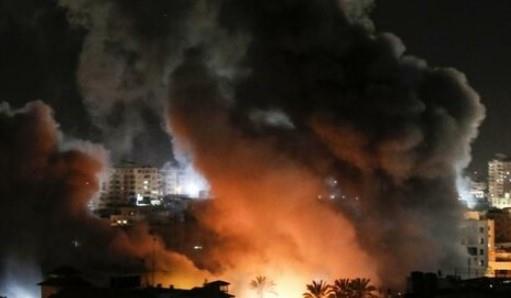 استشهاد 3 فلسطينيين إثر قصف الاحتلال الإسرائيلي مدرسة فهد الصباح بـ غزة