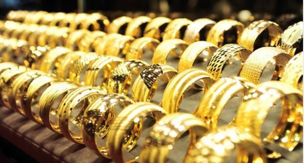 مفاجأة غير متوقعة.. تراجع ملحوظ في سعر الذهب اليوم