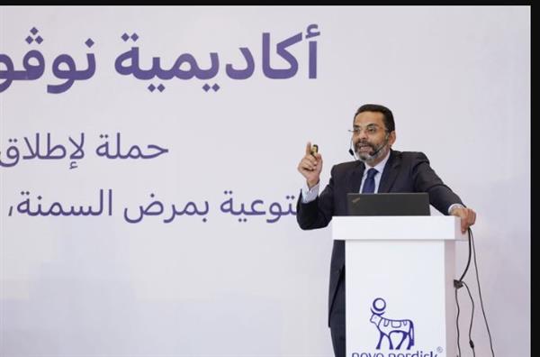 السمنة تلاحق المراهقين.. أستاذ تغذية يحذر ويكشف عن أدوية آمنة بشرط