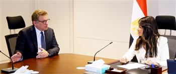   "المشاط" تبحث مع المدير التنفيذي لمصر بالبنك الأفريقي للتنمية تطورات تنفيذ الاستراتيجية القُطرية