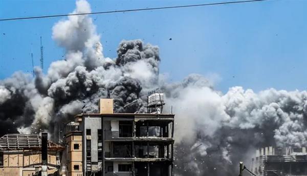 استشهاد 5 فلسطينيين في قصف الاحتلال الإسرائيلي لمدينتي غزة و خان يونس