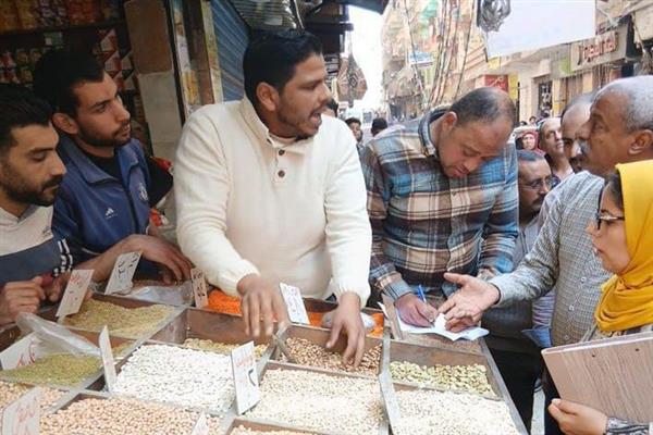 حملات رقابية مكثفة لضبط الأسعار ومنع الغش التجاري بالإسكندرية