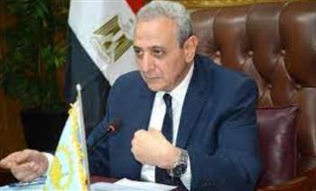   محافظ الغربية يترأس اجتماعًا لمناقشة ملف التعديات على الأراضي الزراعية