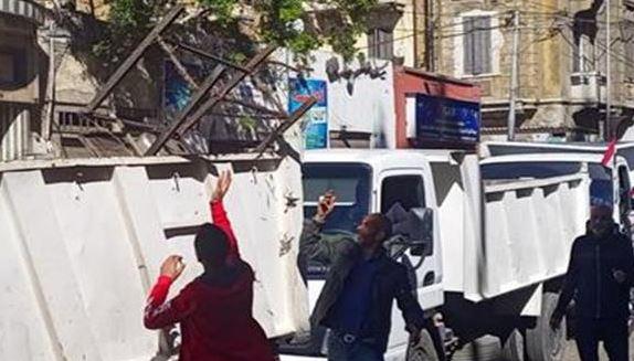 محافظ الإسكندرية يوجه بإزالة الإشغالات والتصدي لتجاوزات الباعة الجائلين