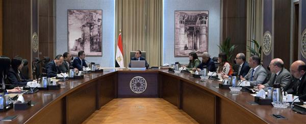 مدبولى يتابع إجراءات تعظيم الاستفادة من منطقة "مربع الوزارات" وطرحها للقطاع الخاص