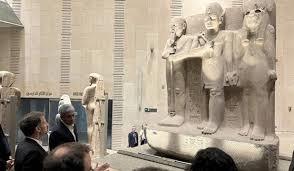   الرئيس الفرنسي يزور المتحف المصري الكبير في مستهل زيارته للقاهرة