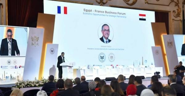 "القاهرة الإخبارية": منتدى الأعمال المصري الفرنسي يدفع باتجاه تعاون أعمق