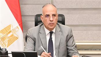   وزير الري يبحث مقترحات تطوير العمل بقطاع المياه الجوفية