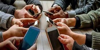   شعبة الاتصالات: الهواتف المستوردة في مصر لن تتأثر كثيرا بالرسوم الجمركية الأمريكية