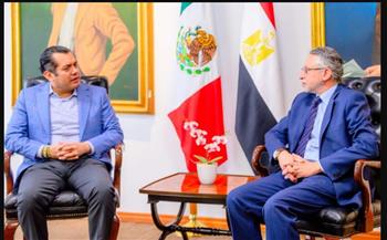   السفير المصري في المكسيك يلتقي برئيس مجلس النواب المكسيكي