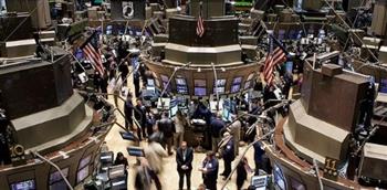   مؤشر داو جونز في بورصة نيويورك يفتتح تداولاته بارتفاع بنحو 3%