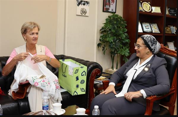 المستشارة أمل عمار  تستقبل رئيسة بعثة الاتحاد الأوروبي بمصر لتعزيز التعاون بين الجانبين