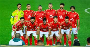 كولر يعلن تشكيل الأهلي أمام الهلال السوداني