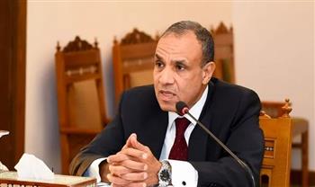   وزير الخارجية يبحث مع نظيره الإماراتي العلاقات الأخوية المتميزة بين البلدين الشقيقين