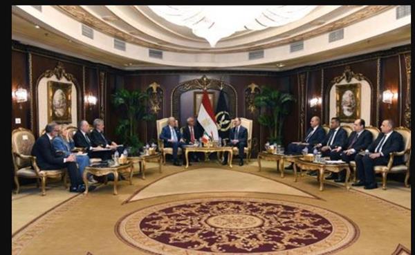 وزير الداخلية يستقبل نظيره الإيطالي لبحث التعاون المشترك