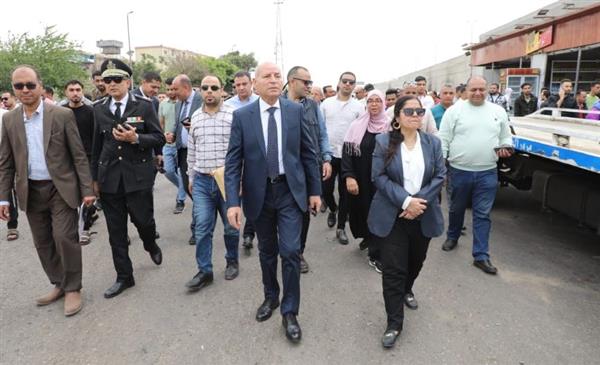 محافظ القاهرة : منع المواقف العشوائية بمحيط موقف السلام الجديد
