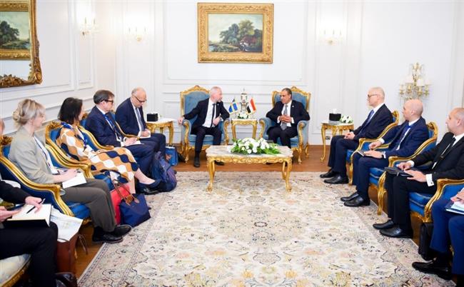 وزير الخارجية يرحب بالدعم السويدي لجهود مصر في مكافحة الهجرة غير الشرعية 